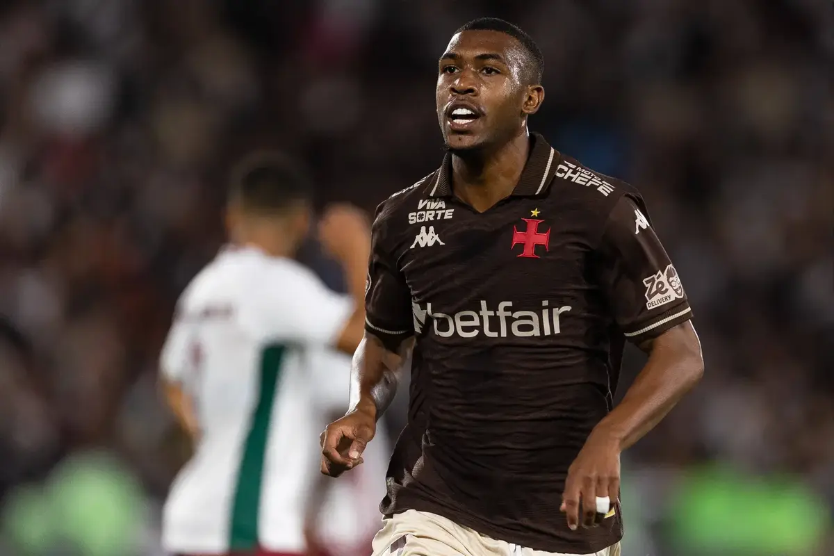 Man United Telah ‘Memasuki Pertarungan’ Untuk Menandatangani ‘Permata’ Amerika Selatan Bernilai £35 Juta Yang Dipuji oleh Pengintai Arsenal